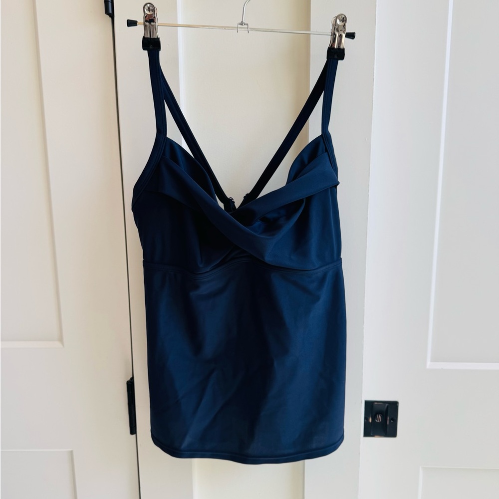 Athleta Navy Blue Tankini Swim Top Size 36B-C